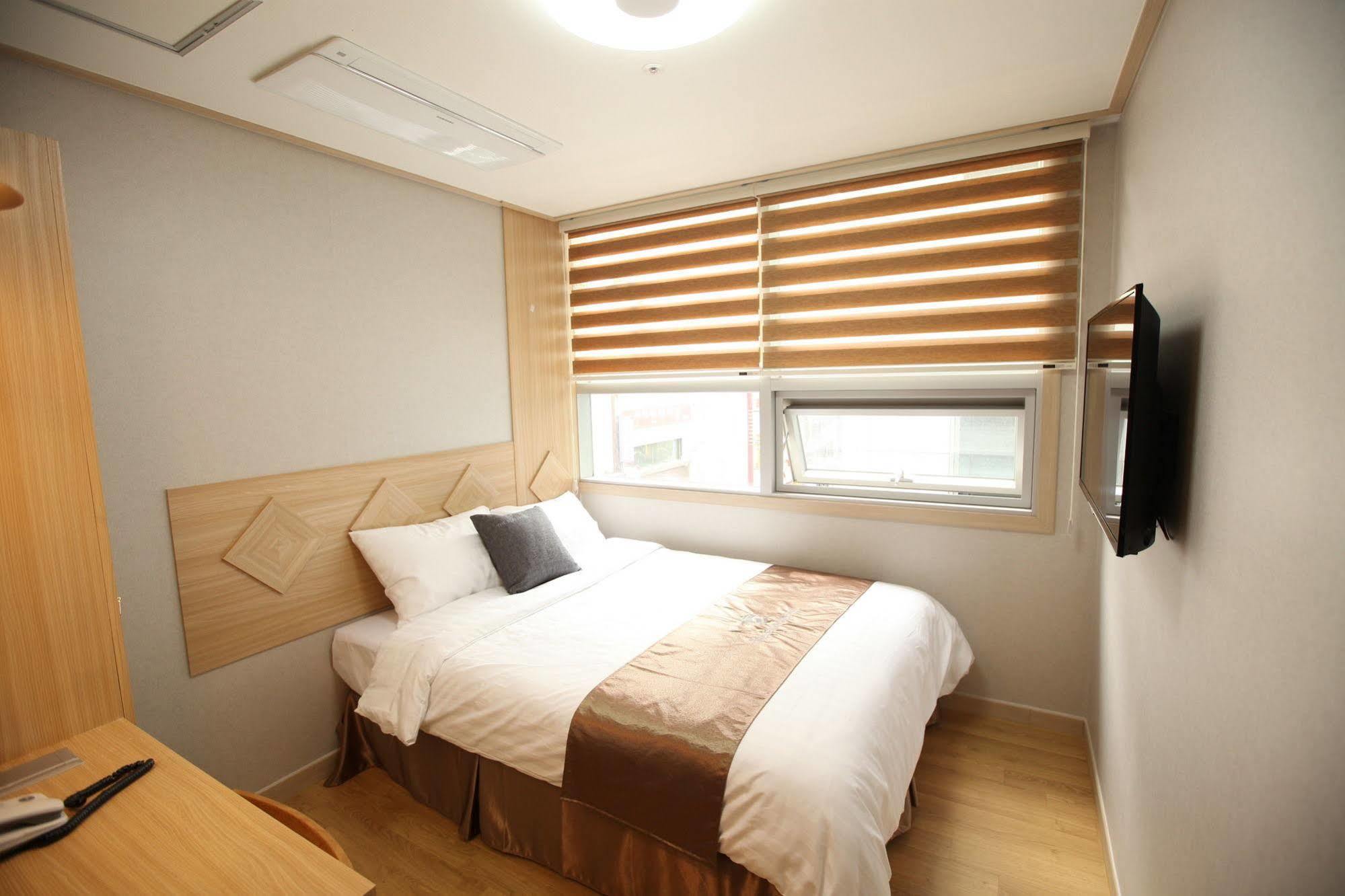 The Stay Hotel Myeongdong Seul Esterno foto